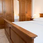 Anita 2 * Rab Town