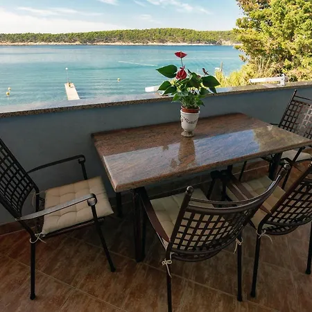 Apartamento Anita 2 Rab Town